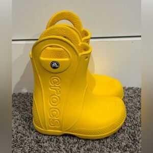 CROCS Toddler Bright Yellow Rain Boots Size 6c